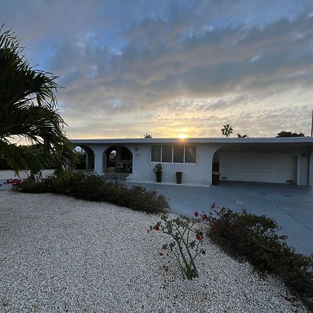Home On The Water In Marathon, Fl Екстер'єр фото